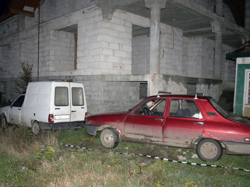 Foto masini captusite cu tigari de contrabanda (c) eMM.ro